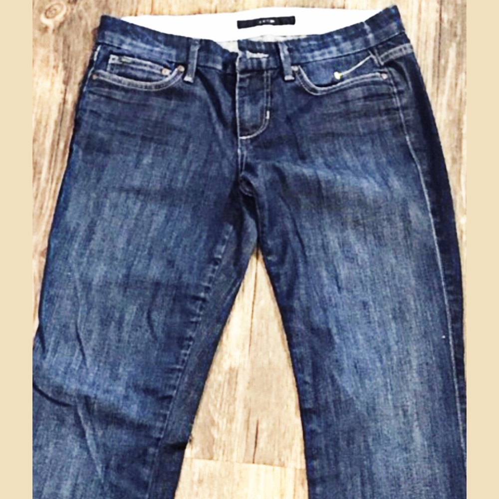 Premium perfection!  Joes 28x33 NWOT